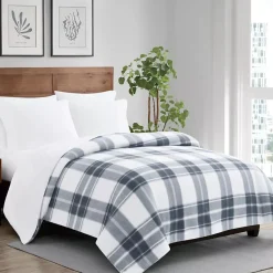 Cannon Cozy Teddy Plaid Sweater Knit Blanket
