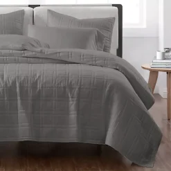 Cannon Heritage Solid Quilt Set