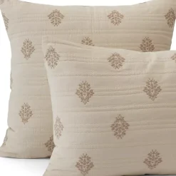 Embroidered Matelasse Bed Coverlet