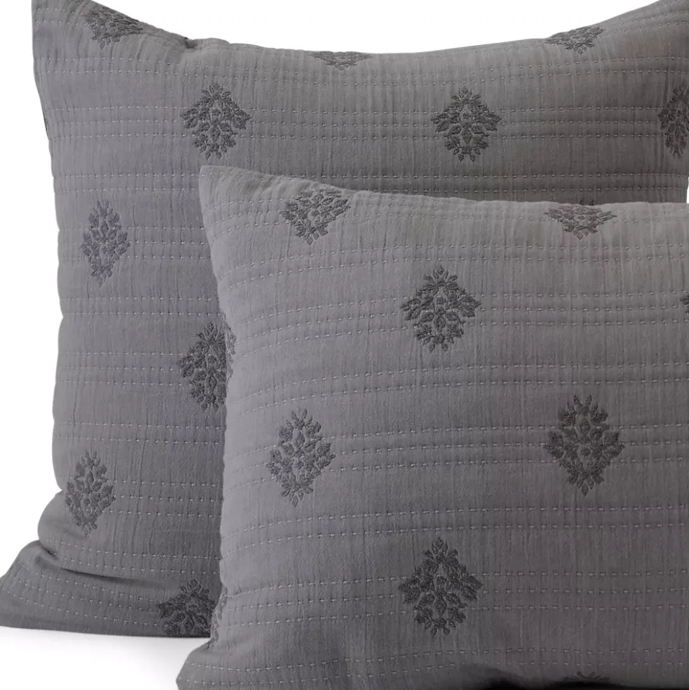 Embroidered Matelasse Bed Coverlet