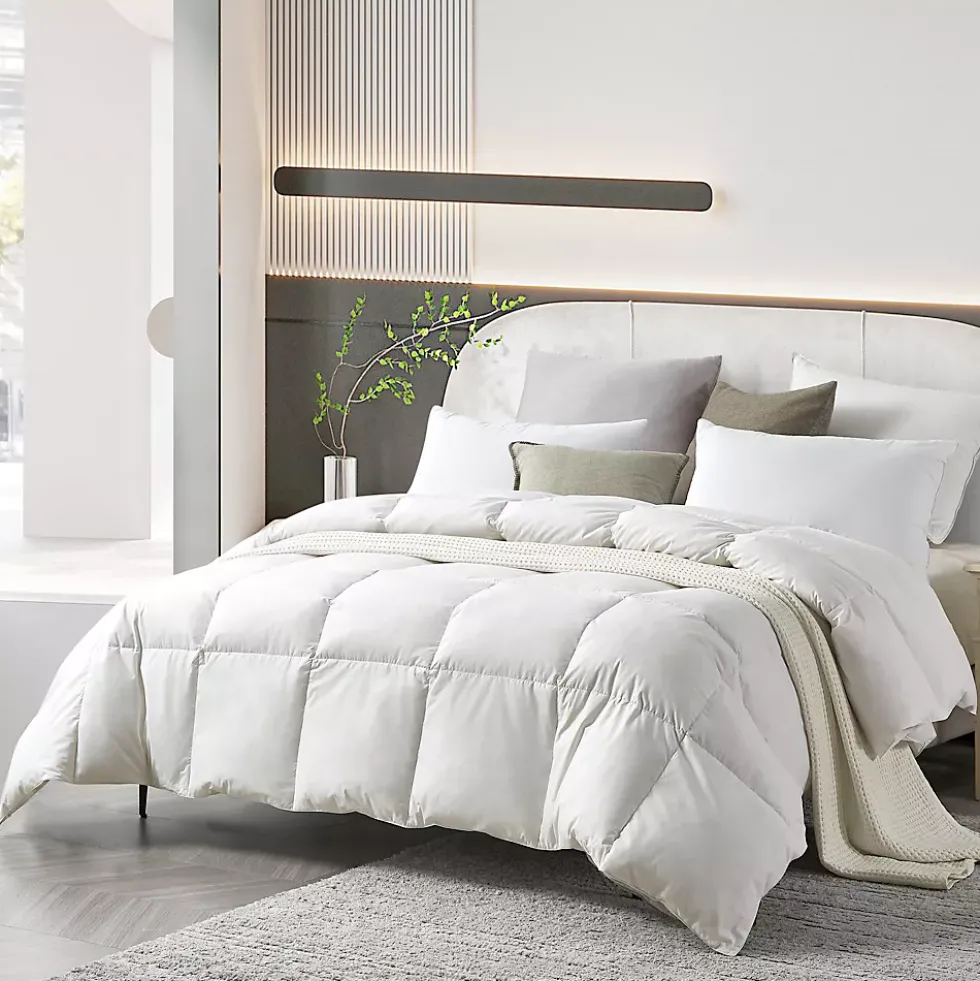 Farm to Home Organic Cotton 233 Thread Count Medium Warmth Feather and Down Comforter