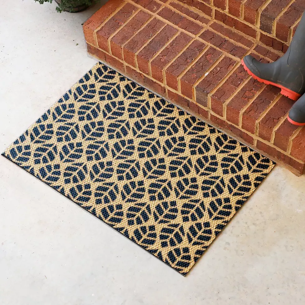 Matterly Neighburly Doormat Linear Leaf