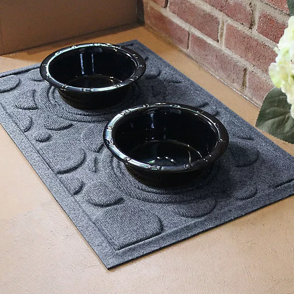 Matterly Waterhog® Dots Dog Bowl Mat
