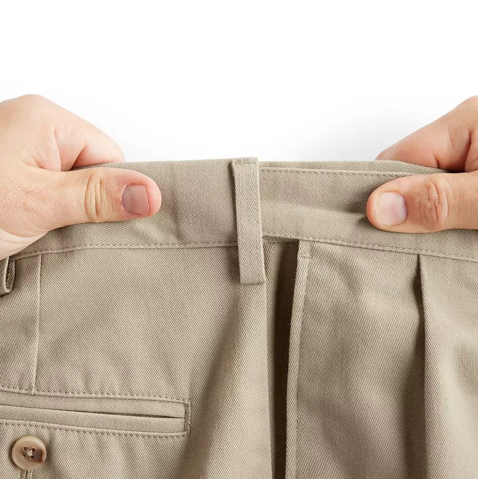 Men's No Iron 9" Comfort Waist Pleated Front Chino Short