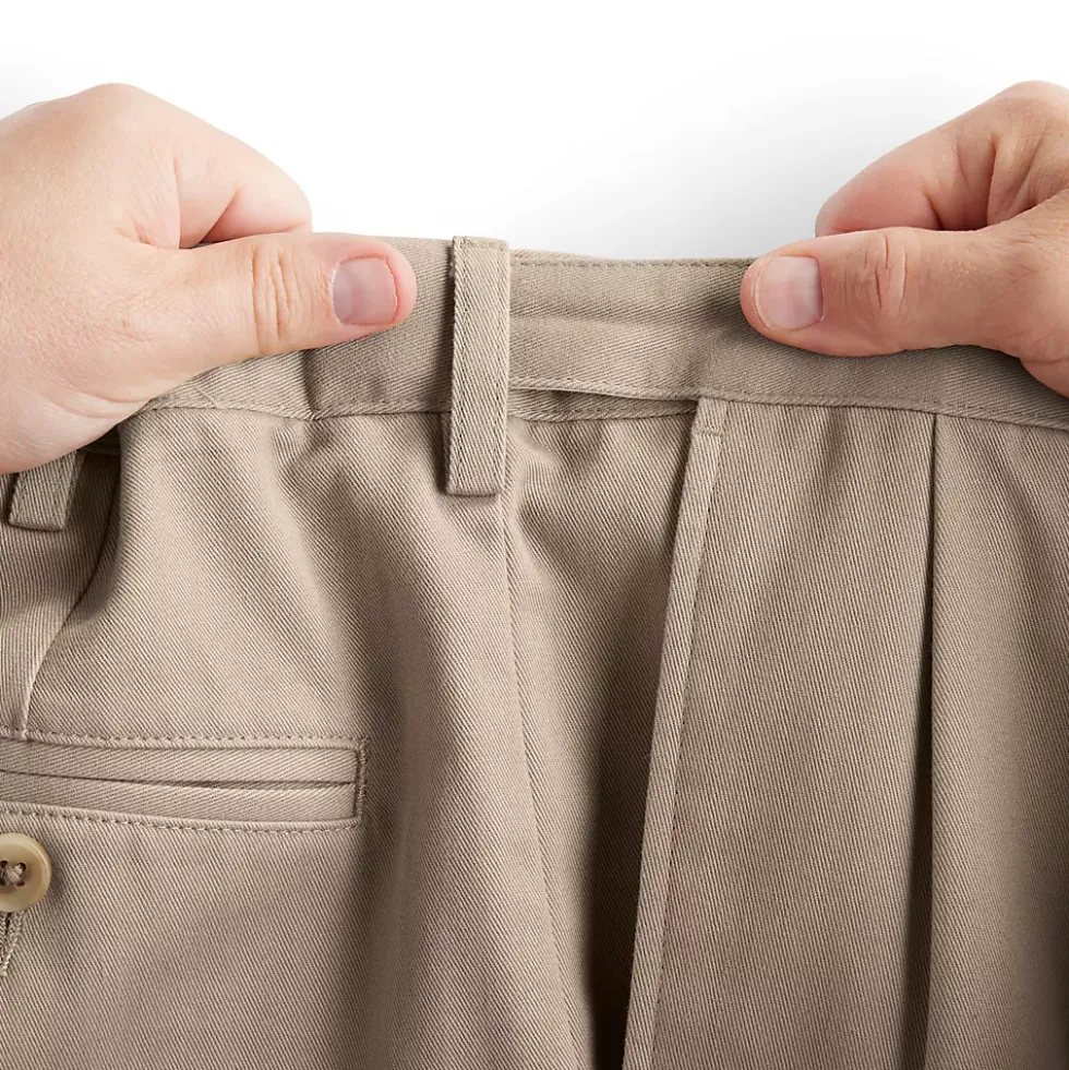 Men's No Iron Comfort Waist Traditional Fit Pleated Front Chino Pant