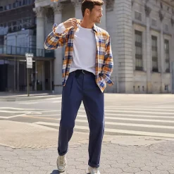 Men's Relaxed Fit Pleated Knockabout Chino Pants