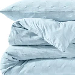 Textured Pattern Comforter
