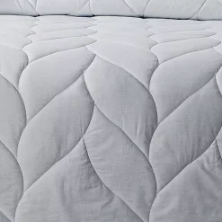 Waverly Antimicrobial Down Alternative Fleece Comforter
