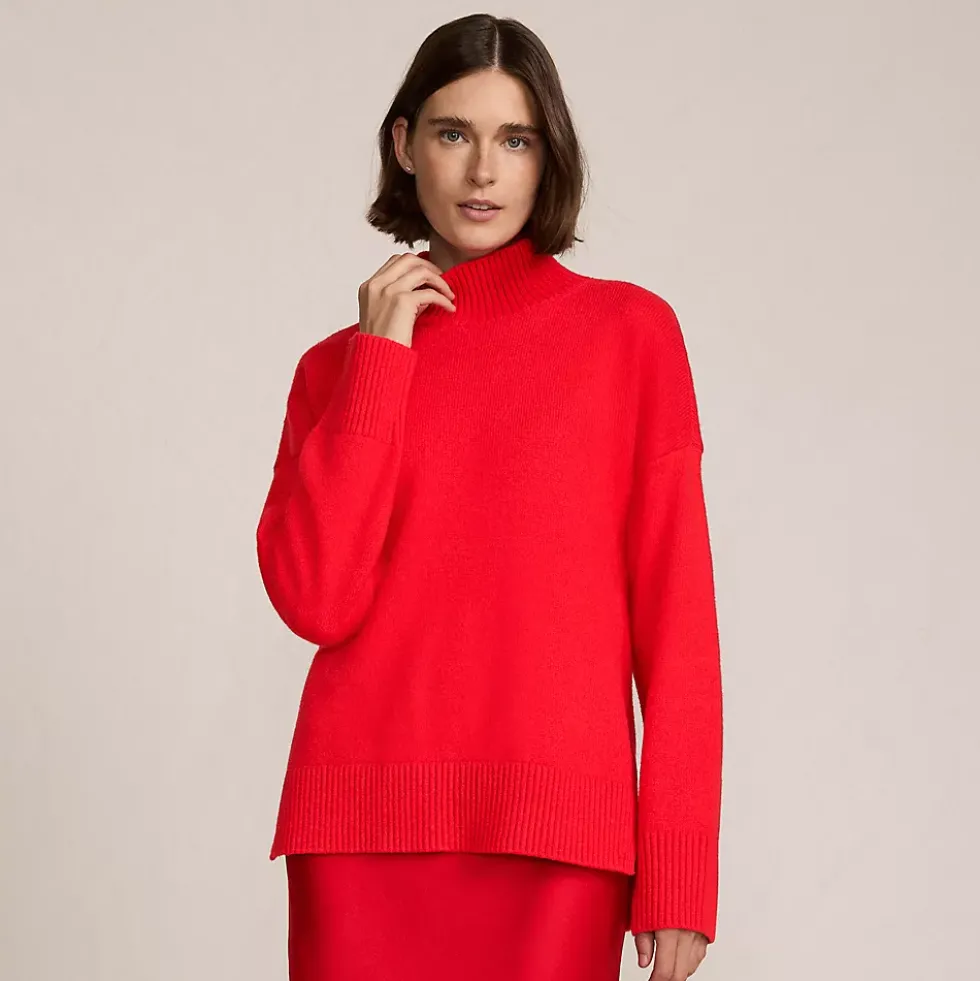 Women's Cozy Lofty Split Hem Turtleneck Sweater