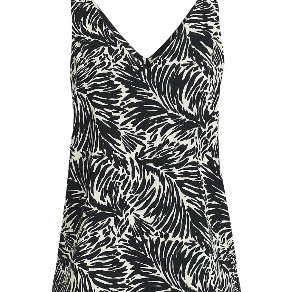 Women's Creaseless Vneck Sleeveless Top