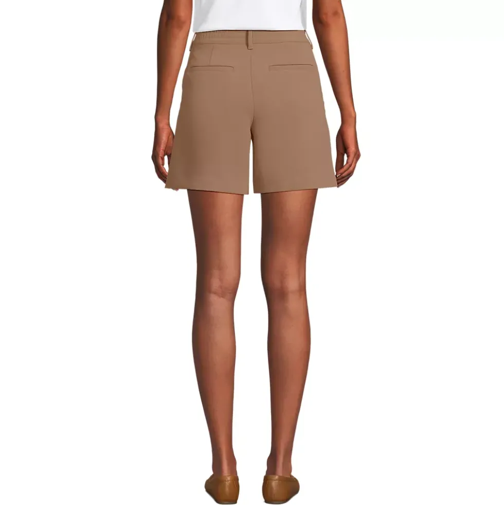 Women's High Rise Pleated Crepe 7" Shorts