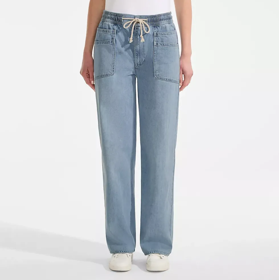 Women's Lightweight Denim High Rise Relaxed Straight Pull On Pocket Jeans