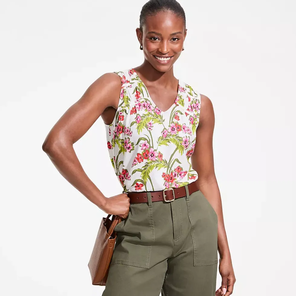 Women's Linen Blend Smocked Flowy Tank