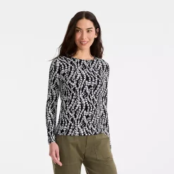 Women's Long Sleeve Crewneck Garden Tee - Sunshade UPF 50 Quick Dry