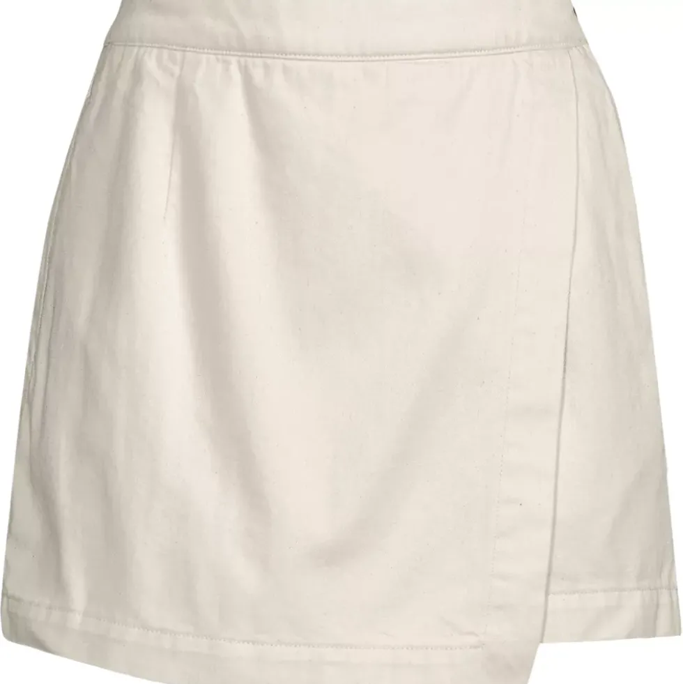 Women's Plus Size Lightweight Denim Above the Knee Skort