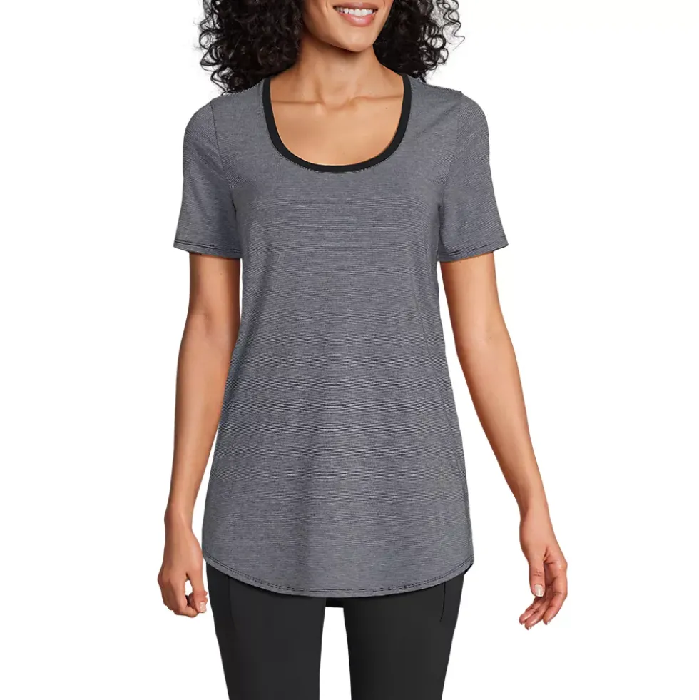 Women's Short Sleeve Power Performance Scoop Neck Curved Hem Tunic Tee