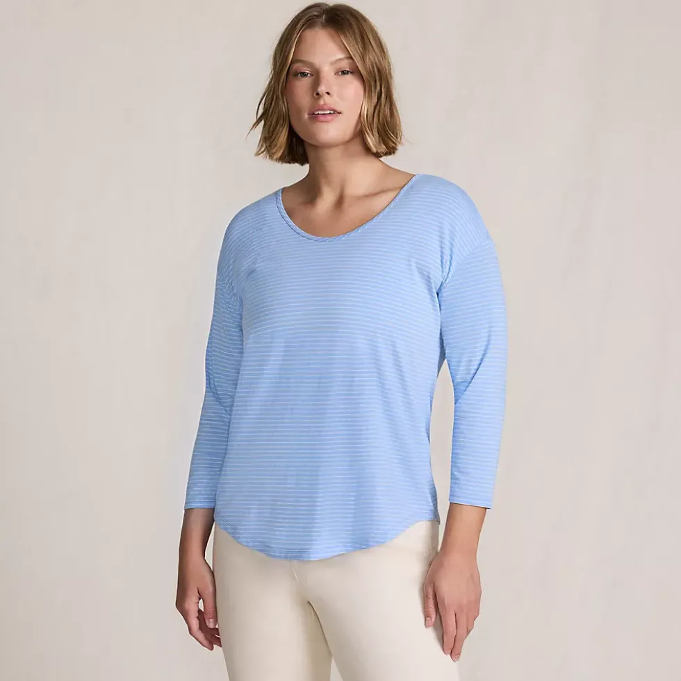 Women's 3/4 Sleeve Lightweight Jersey Shirttail Tee